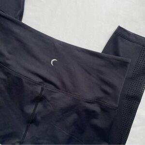 Zyia Active High Rise Solid Black Perforated Leg Workout Leggings Size XL 27”